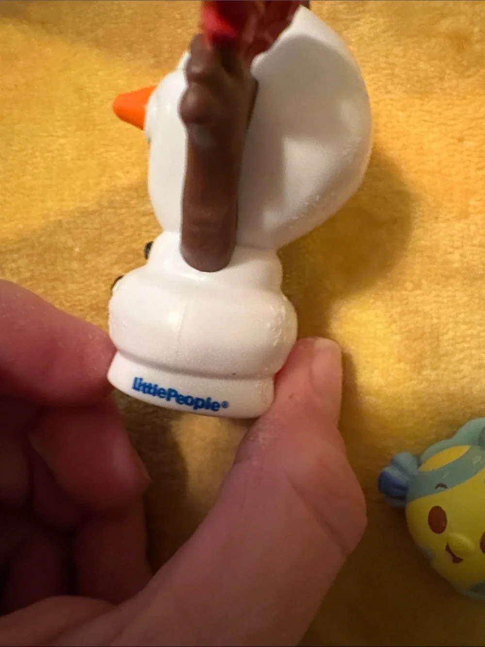 Disney Olaf & Kristoff Mini Figures with Flounder Disney Munchling